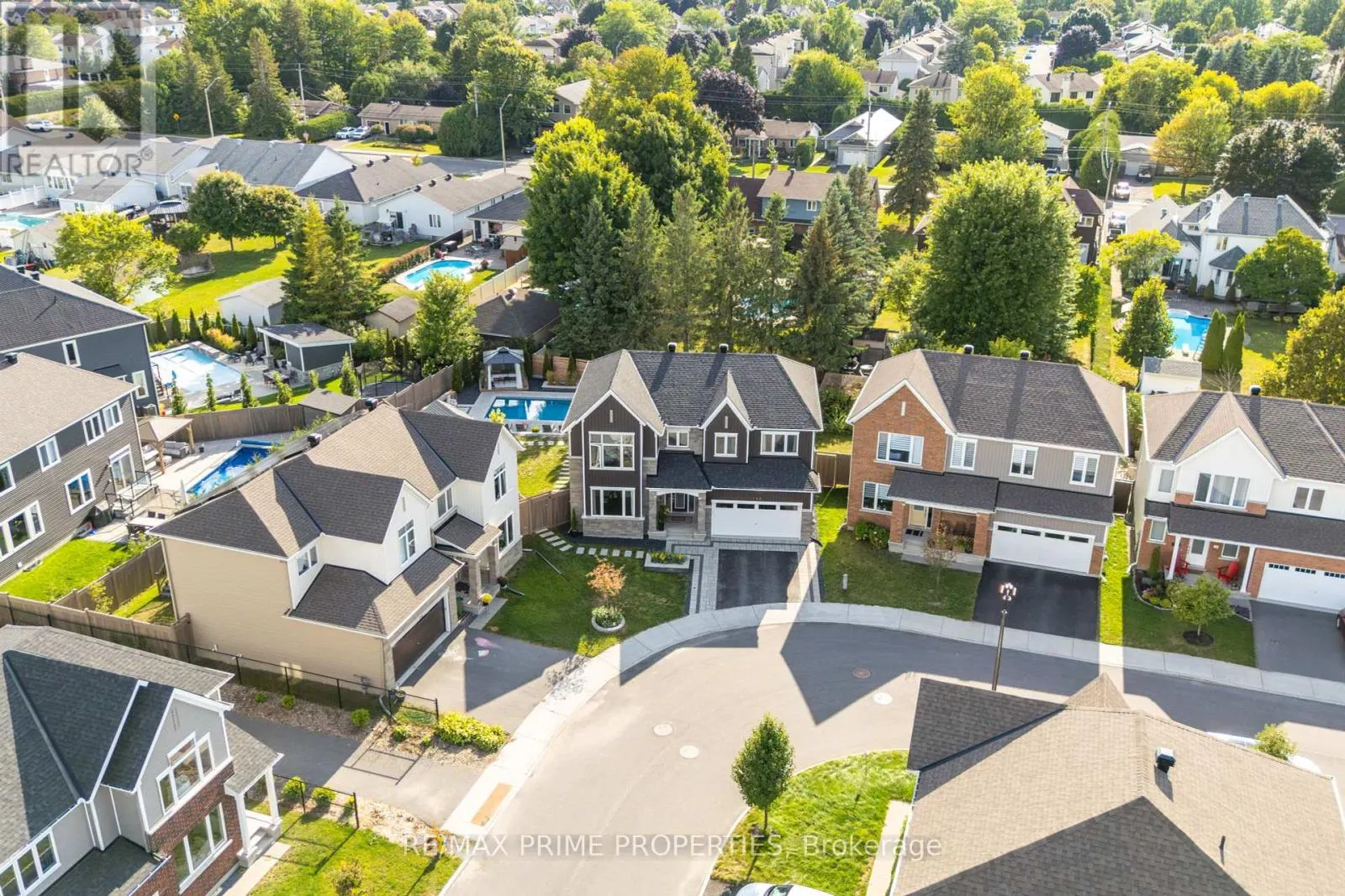 148 AUBRAIS CRESCENT