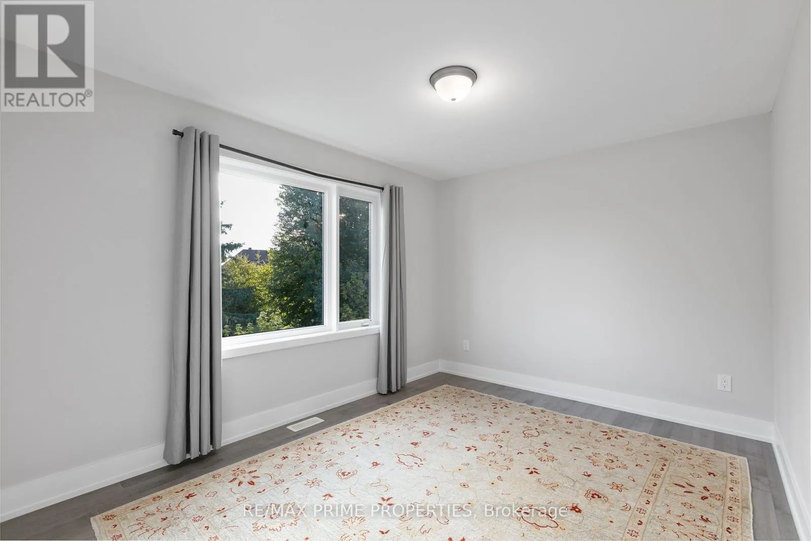 148 AUBRAIS CRESCENT