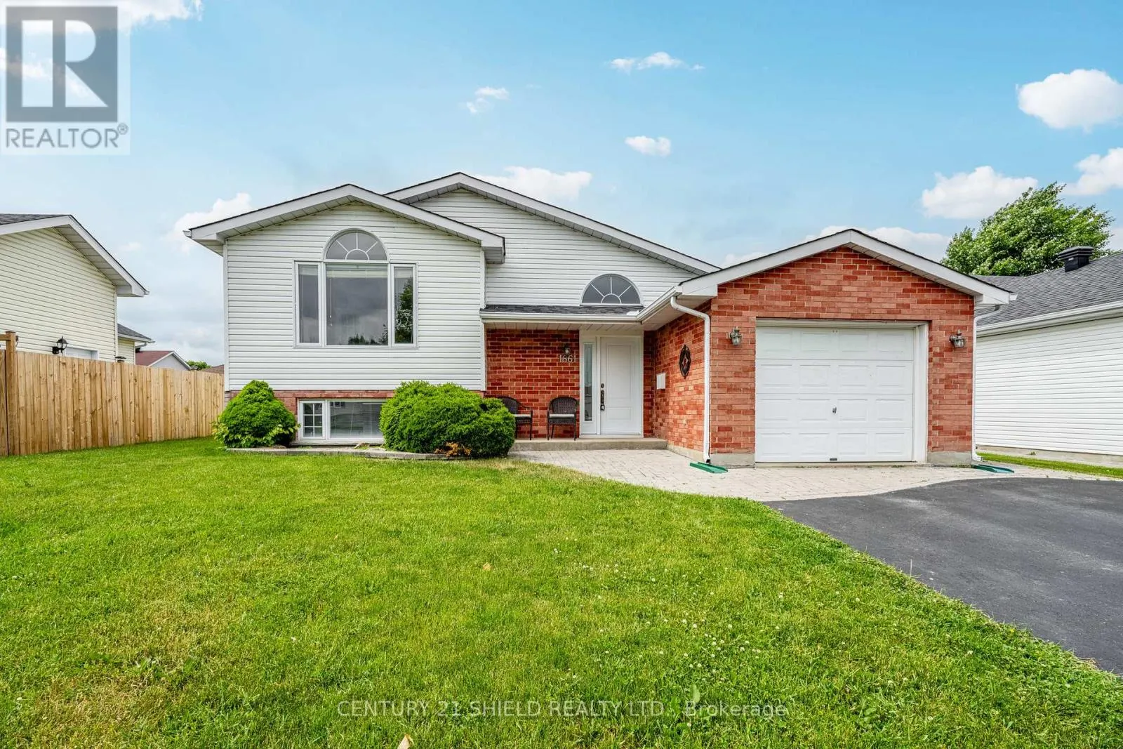 1861 BELVEDERE CRESCENT