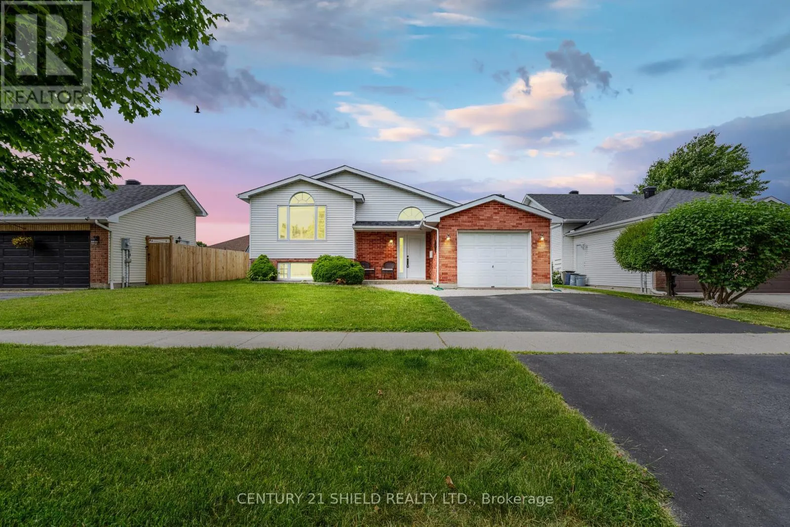 1861 BELVEDERE CRESCENT