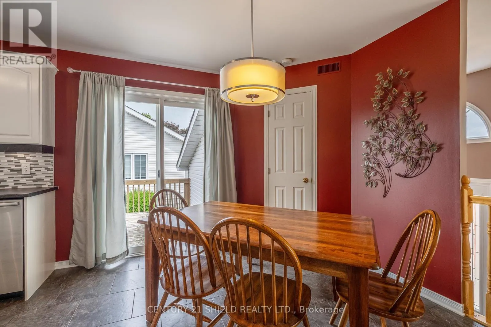 1861 BELVEDERE CRESCENT