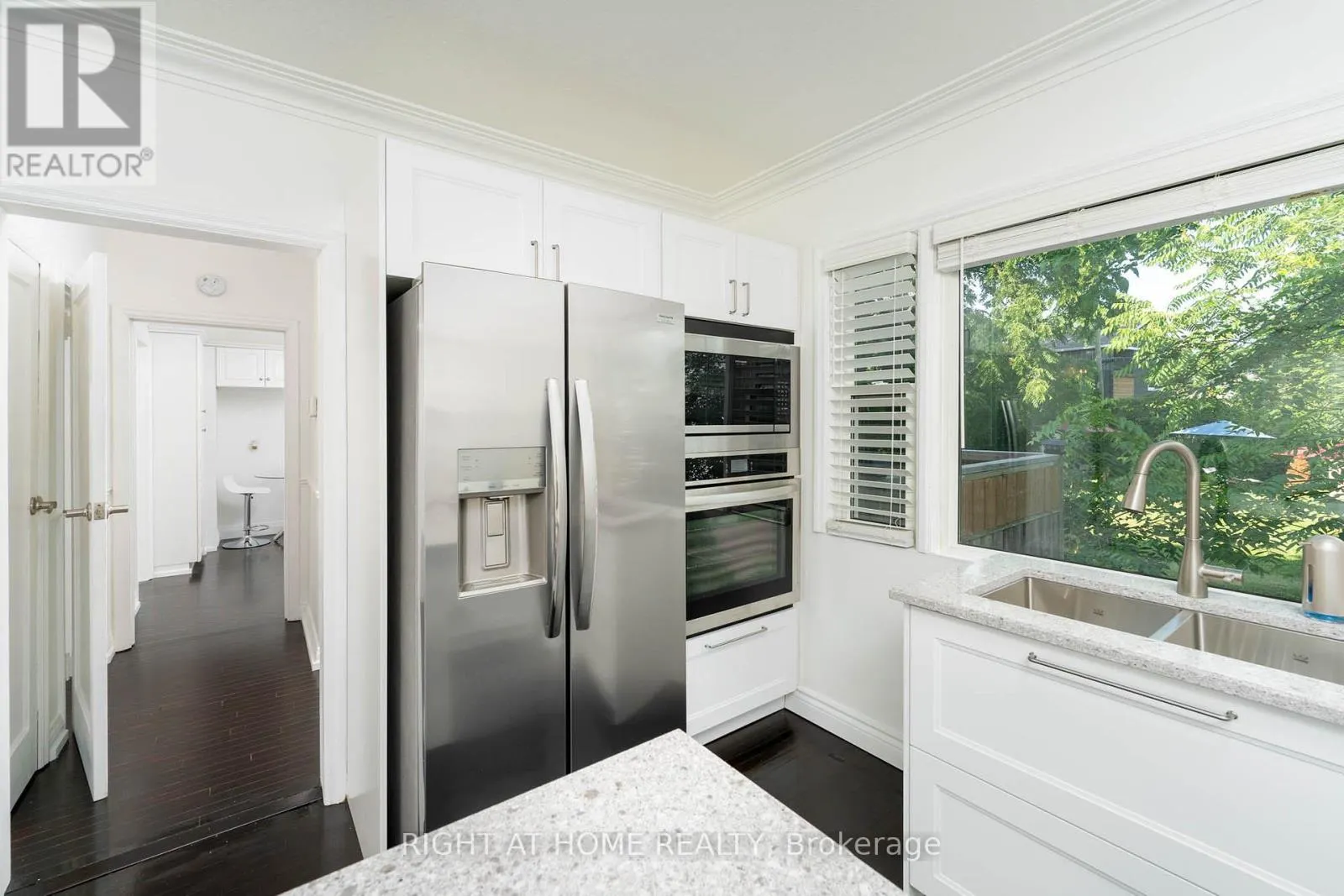 105 GLENRIDGE AVENUE