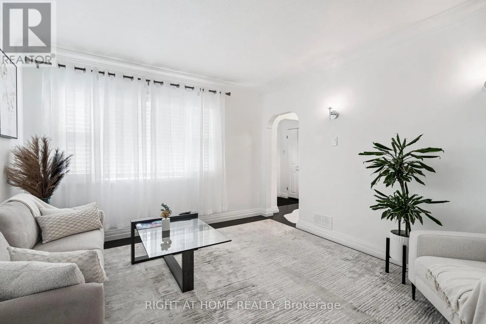 105 GLENRIDGE AVENUE