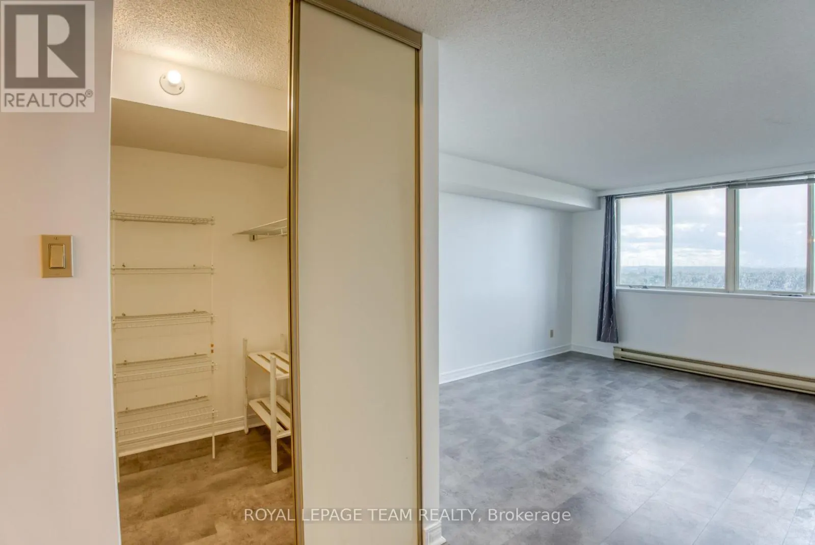 1116 - 100 GRANT CARMAN DRIVE