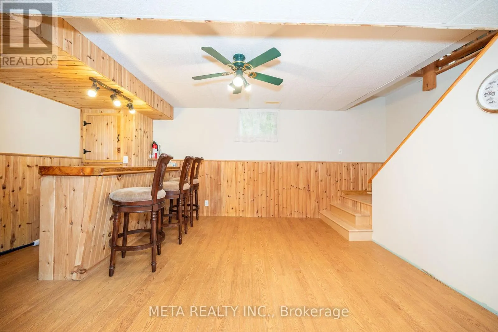 800 FOREST PARK ROAD