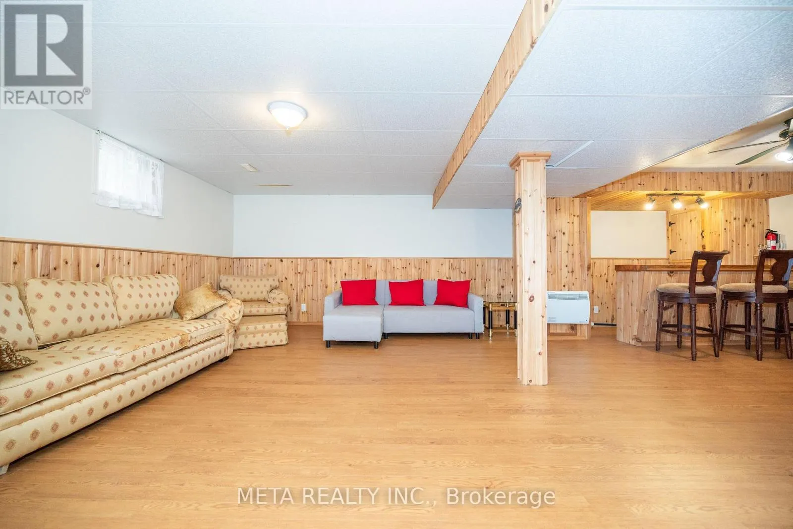 800 FOREST PARK ROAD