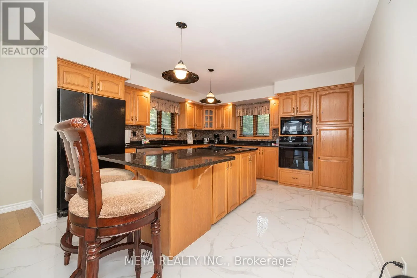 800 FOREST PARK ROAD