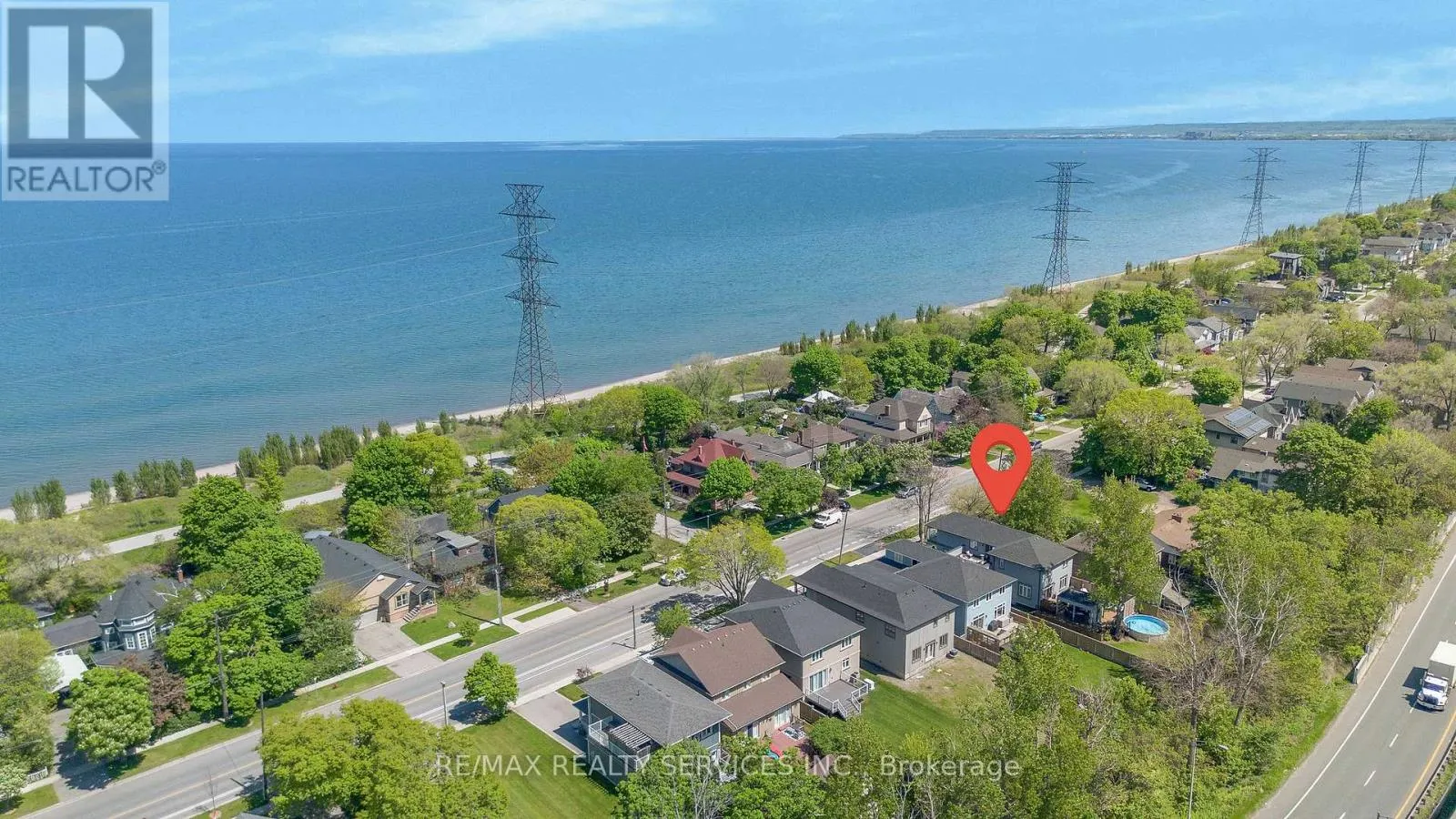 958 BEACH BOULEVARD