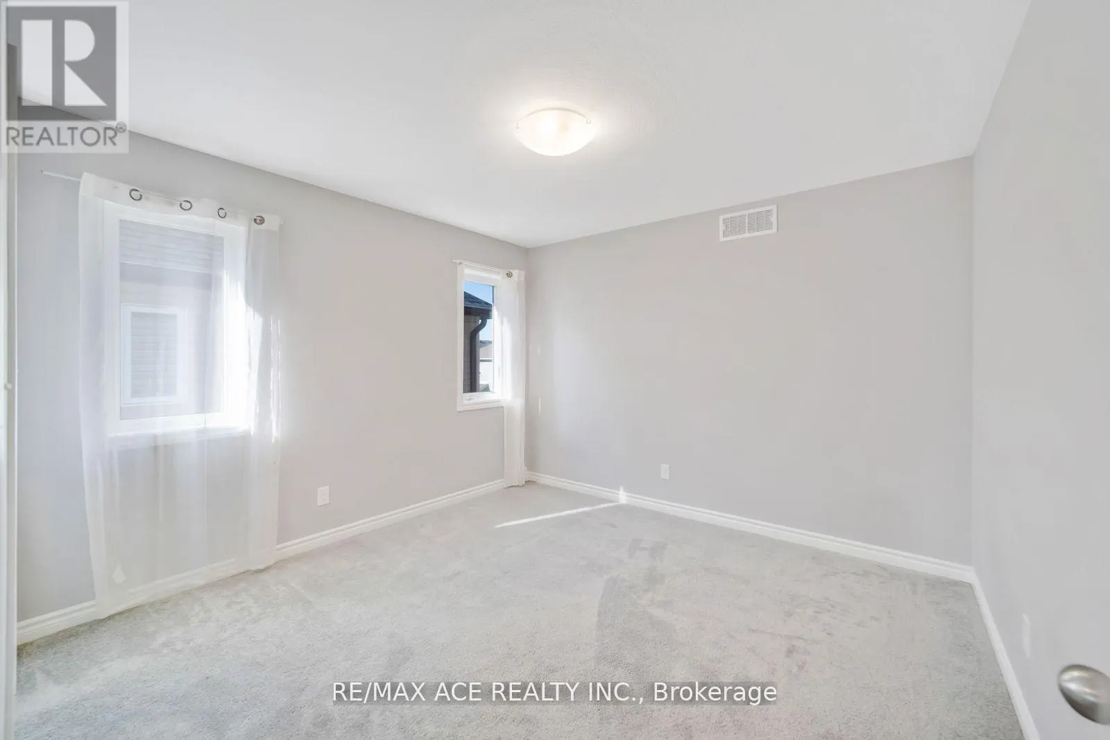 107 HONEY STREET