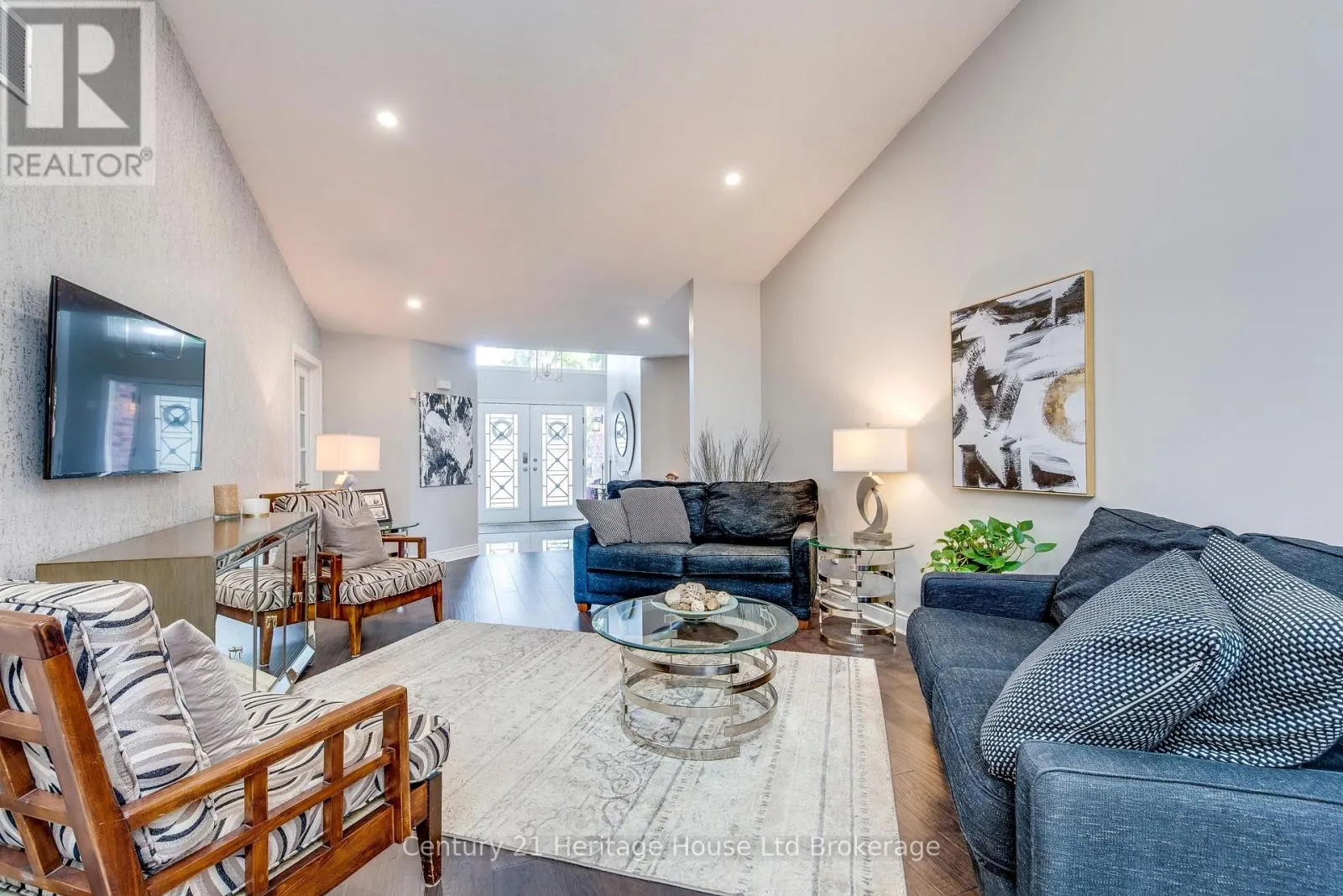 206 FIDDLERS GREEN ROAD