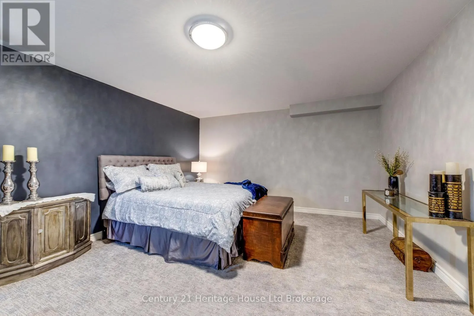 206 FIDDLERS GREEN ROAD