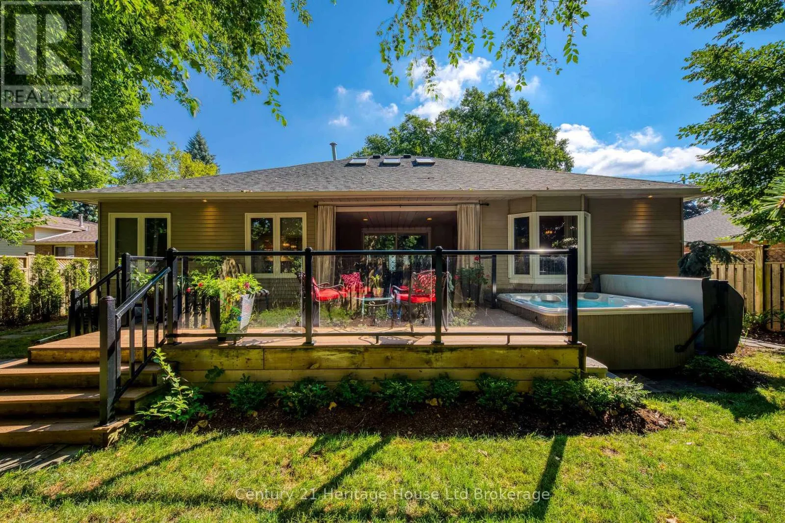206 FIDDLERS GREEN ROAD