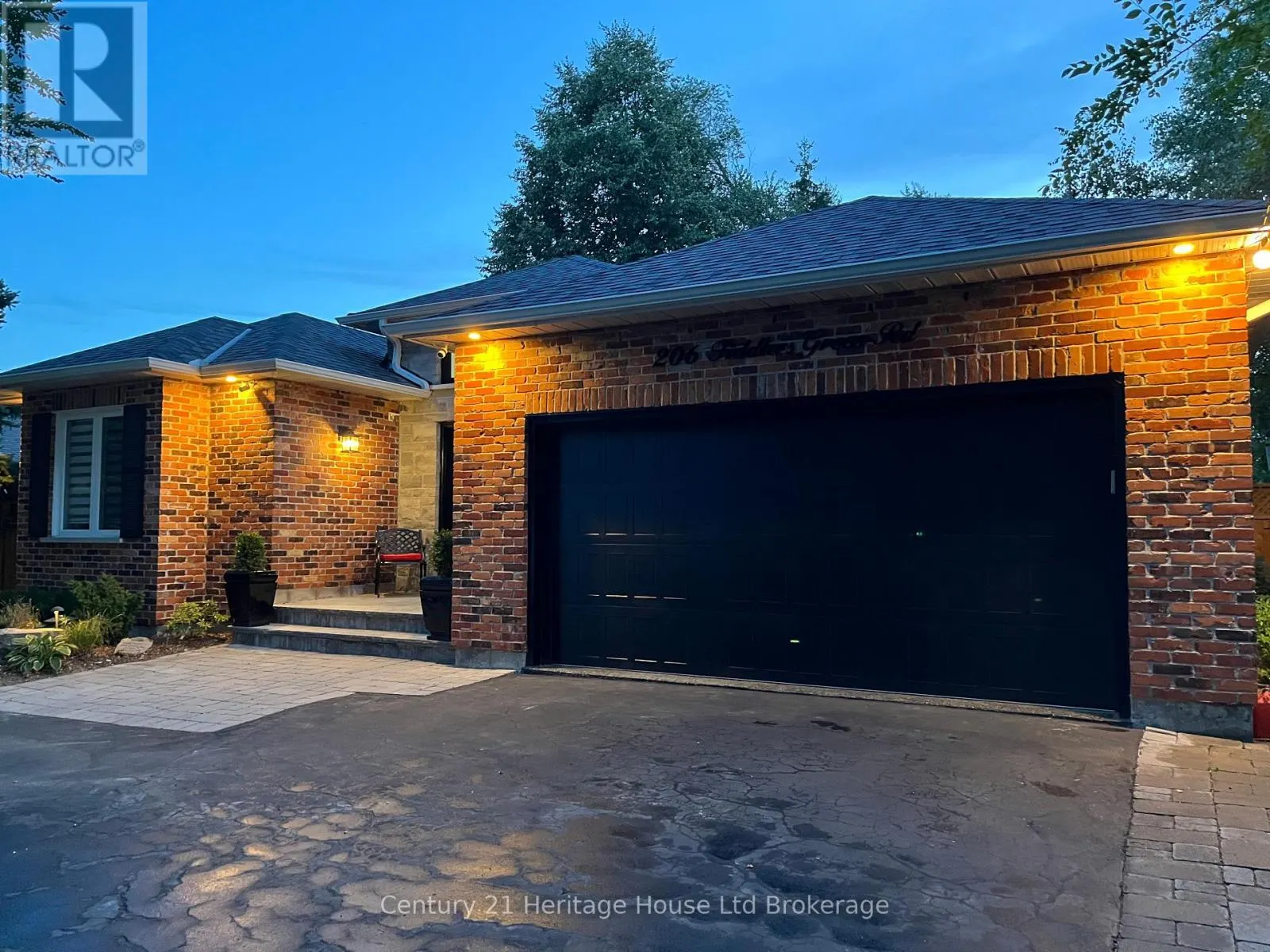 206 FIDDLERS GREEN ROAD