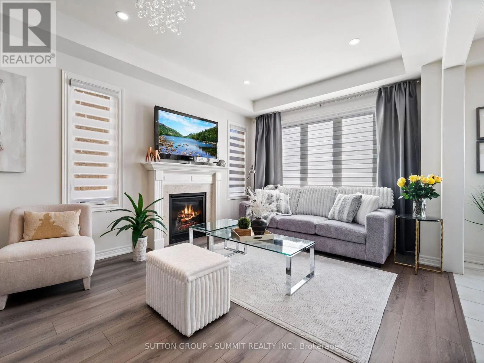 12 GREAT FALLS BOULEVARD