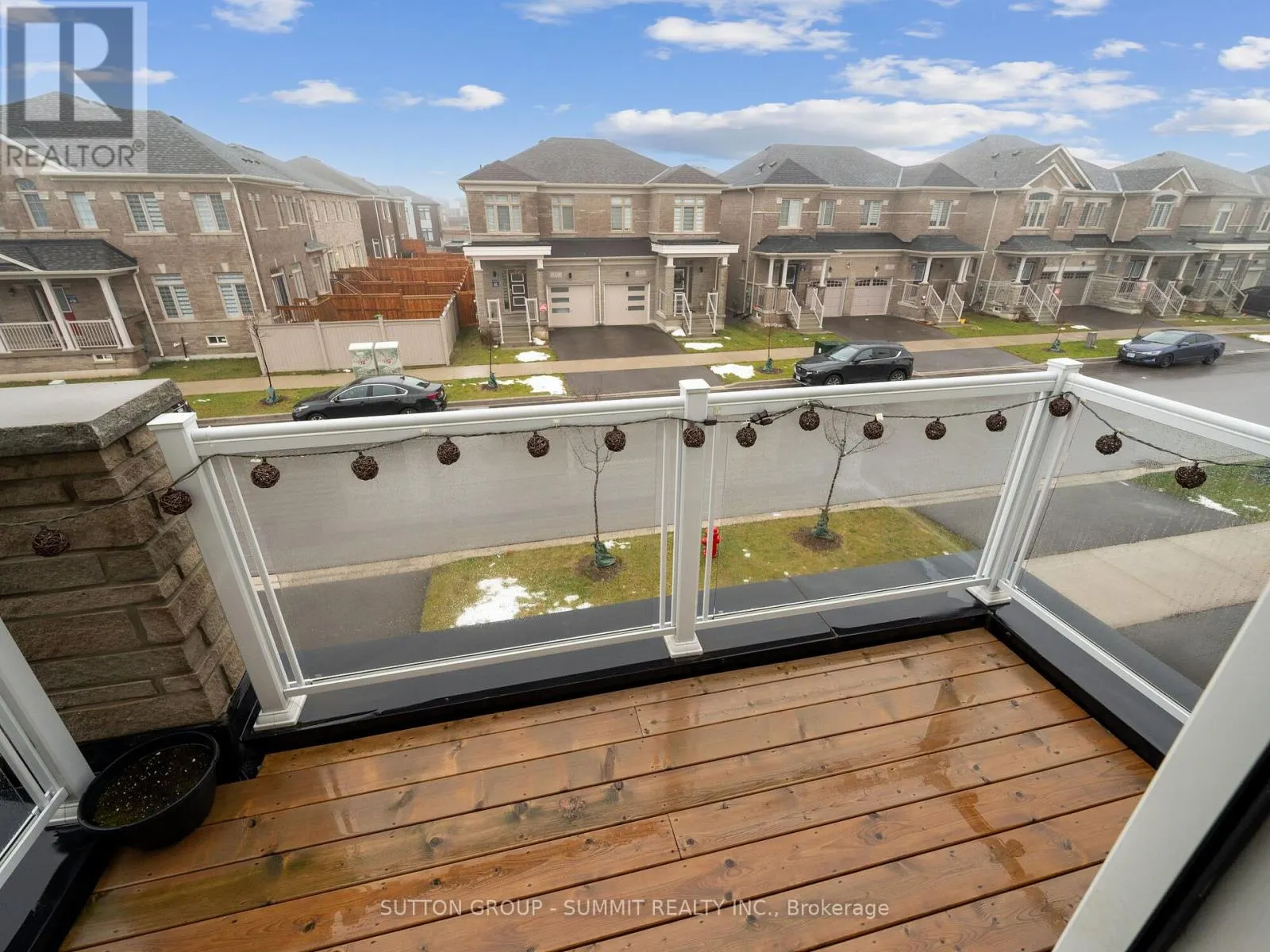 12 GREAT FALLS BOULEVARD