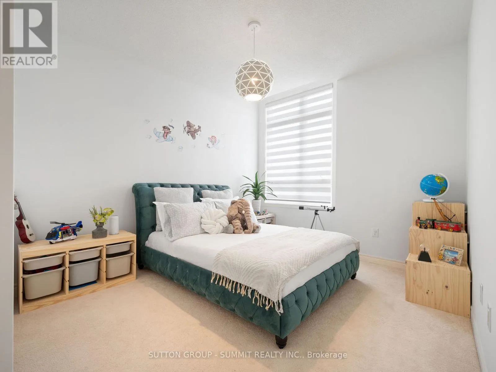 12 GREAT FALLS BOULEVARD
