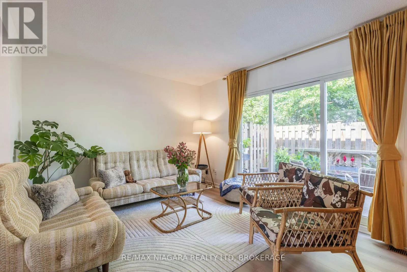 43 - 6767 THOROLD STONE ROAD, #43