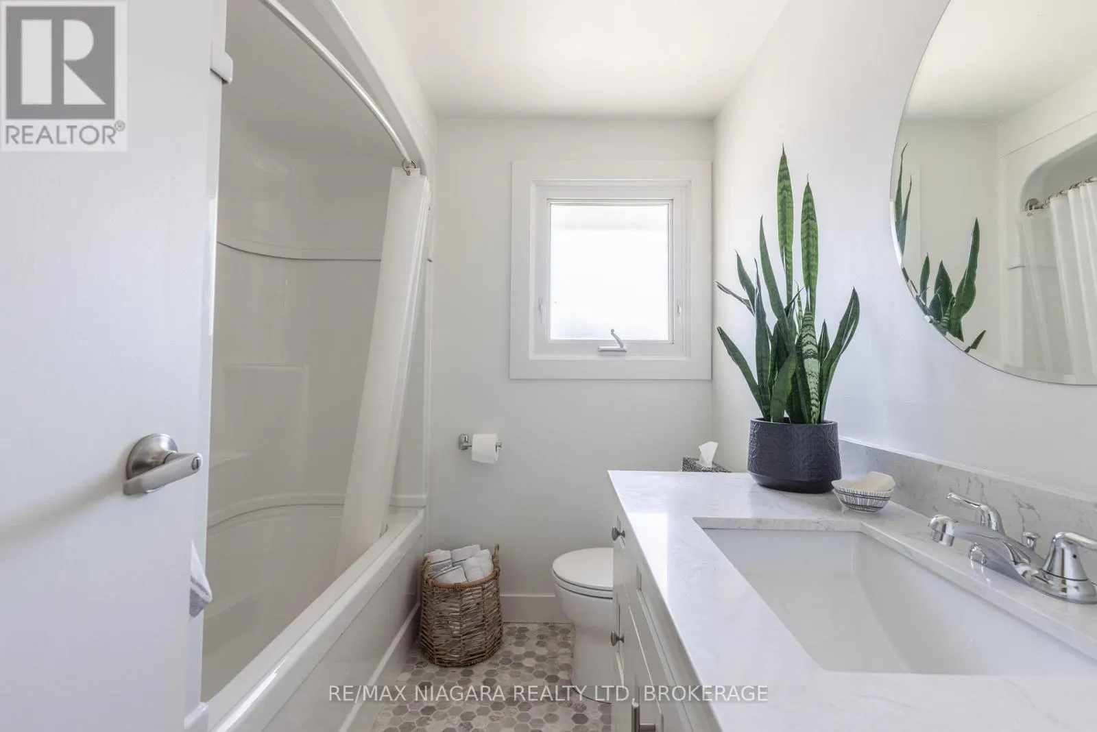 43 - 6767 THOROLD STONE ROAD, #43