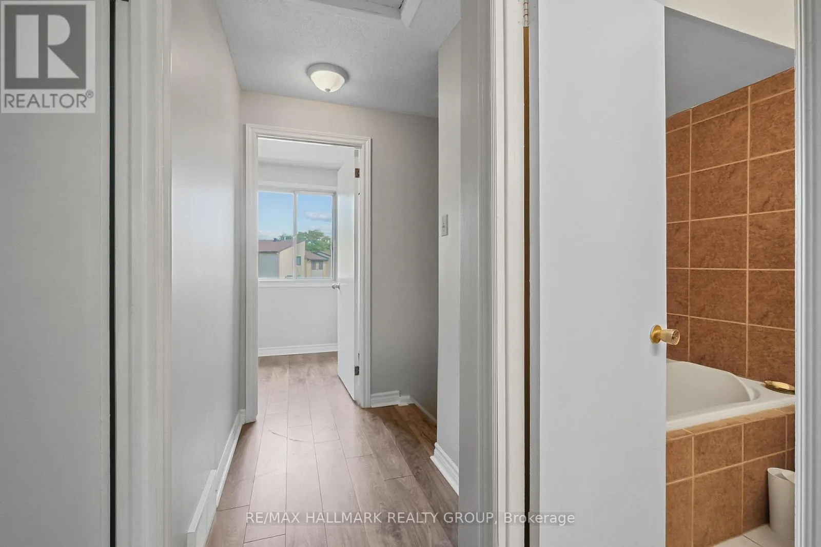 9 - 1483 BETHAMY LANE
