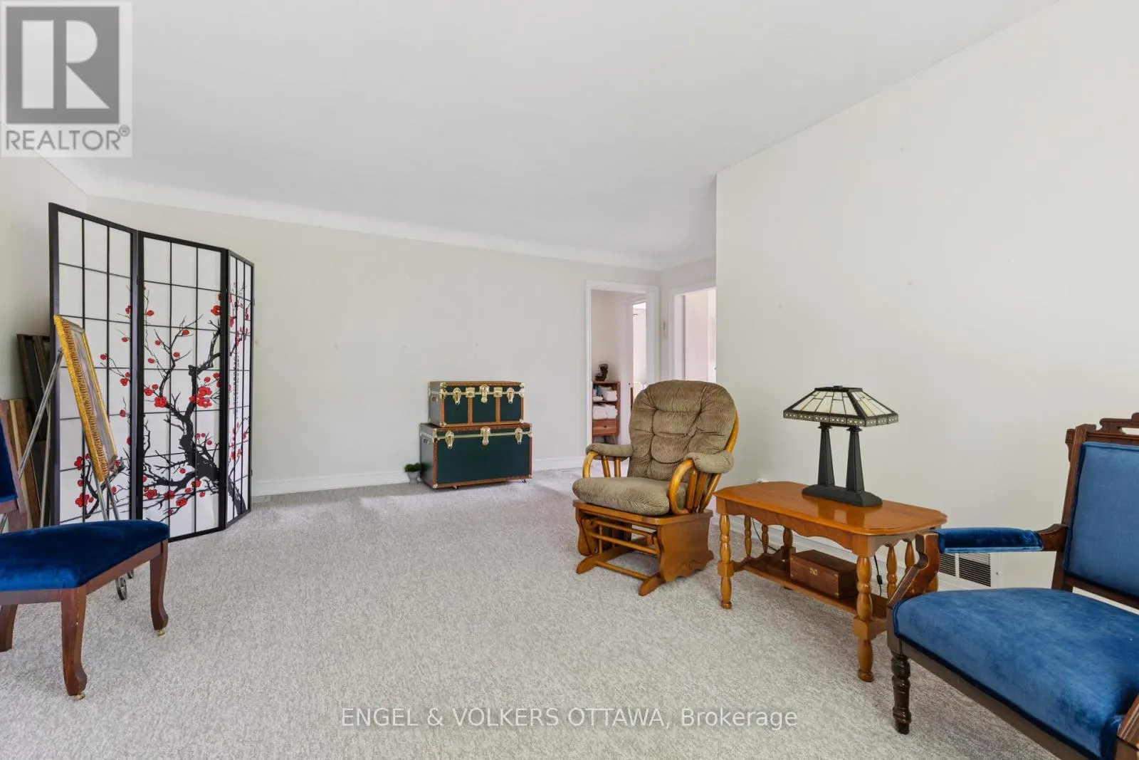 1318 ST JEAN STREET