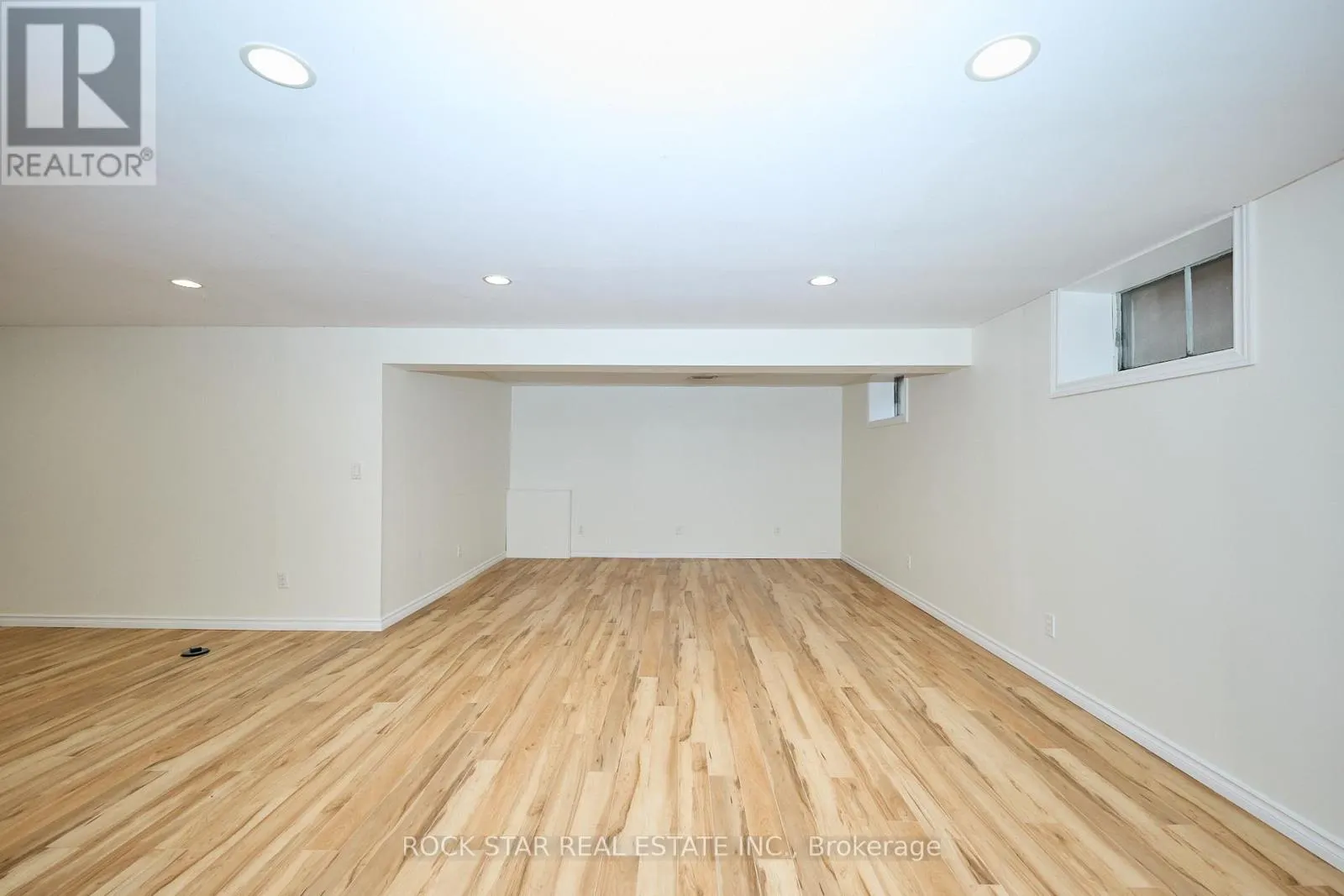 7 JOANNA DRIVE