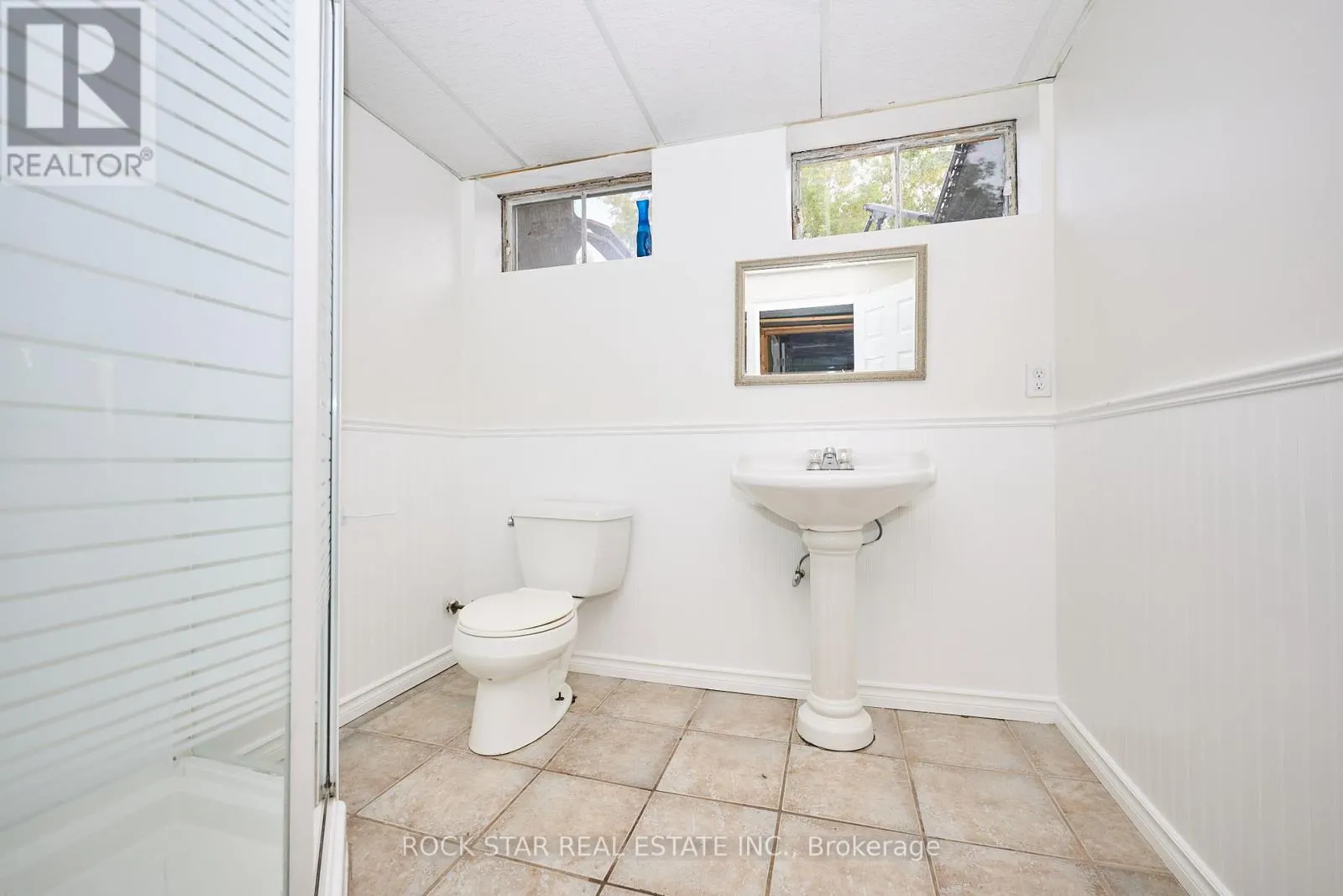 7 JOANNA DRIVE