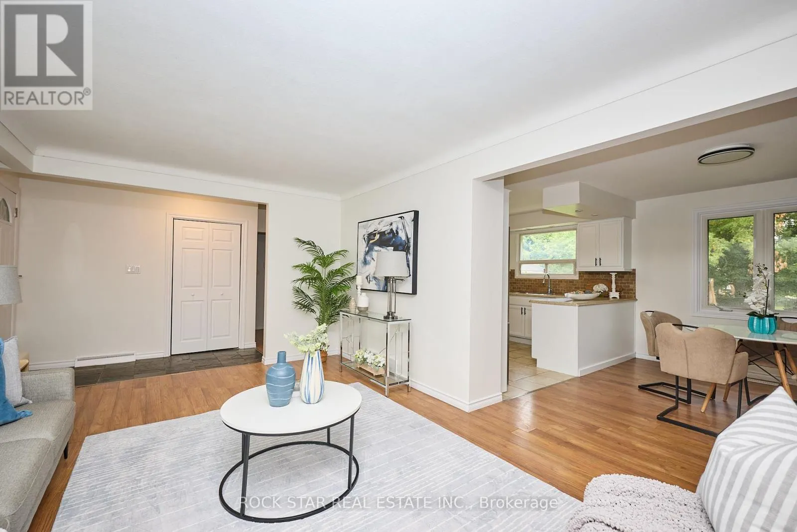 7 JOANNA DRIVE