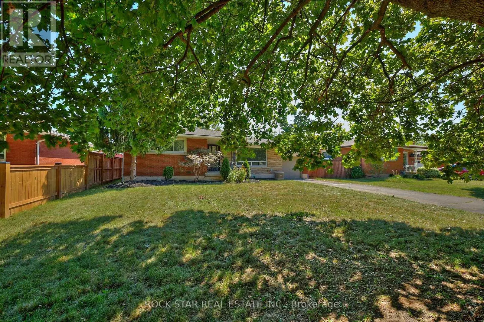 7 JOANNA DRIVE