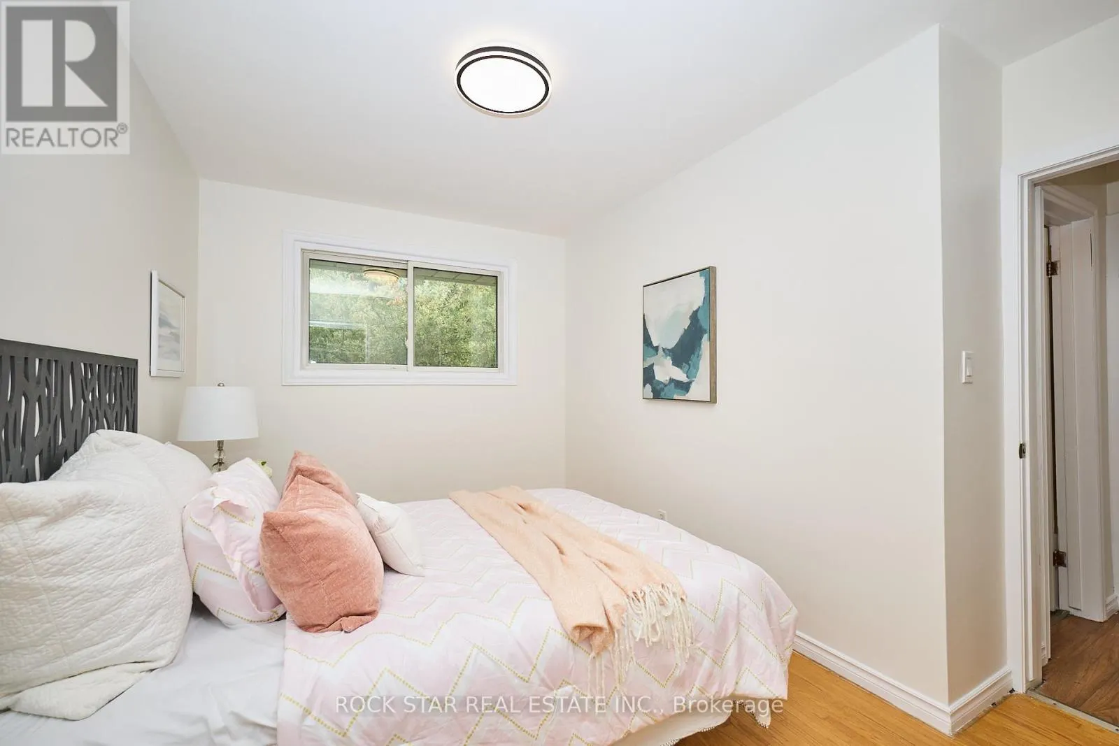 7 JOANNA DRIVE