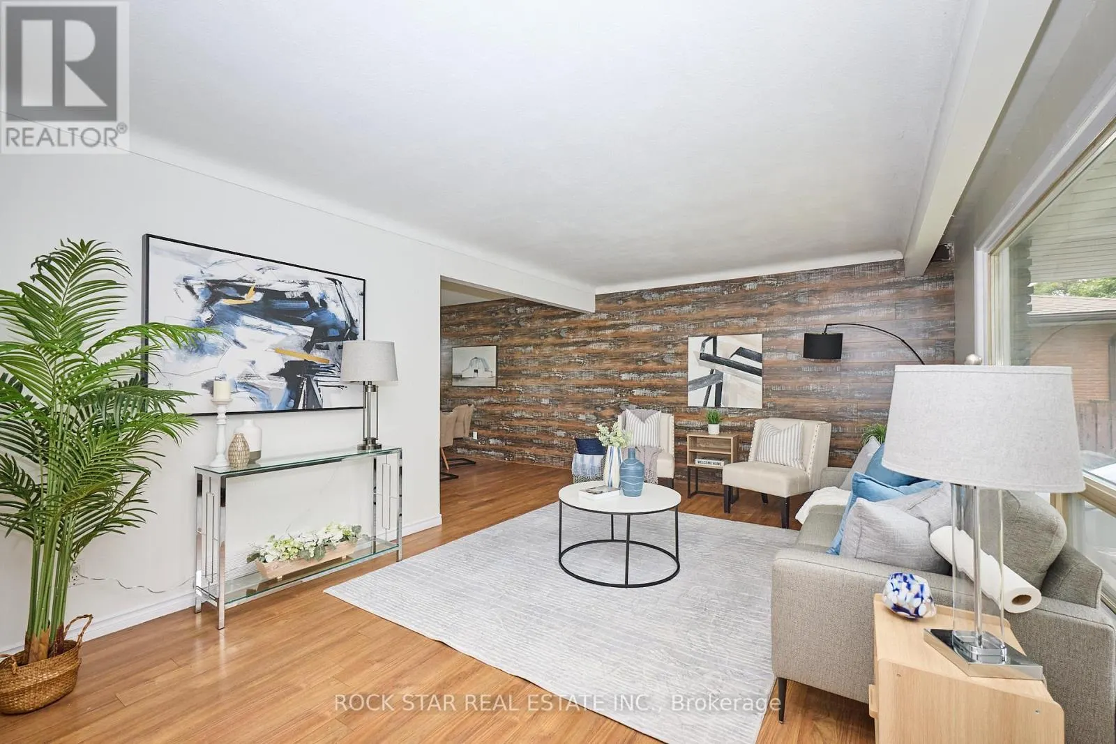 7 JOANNA DRIVE