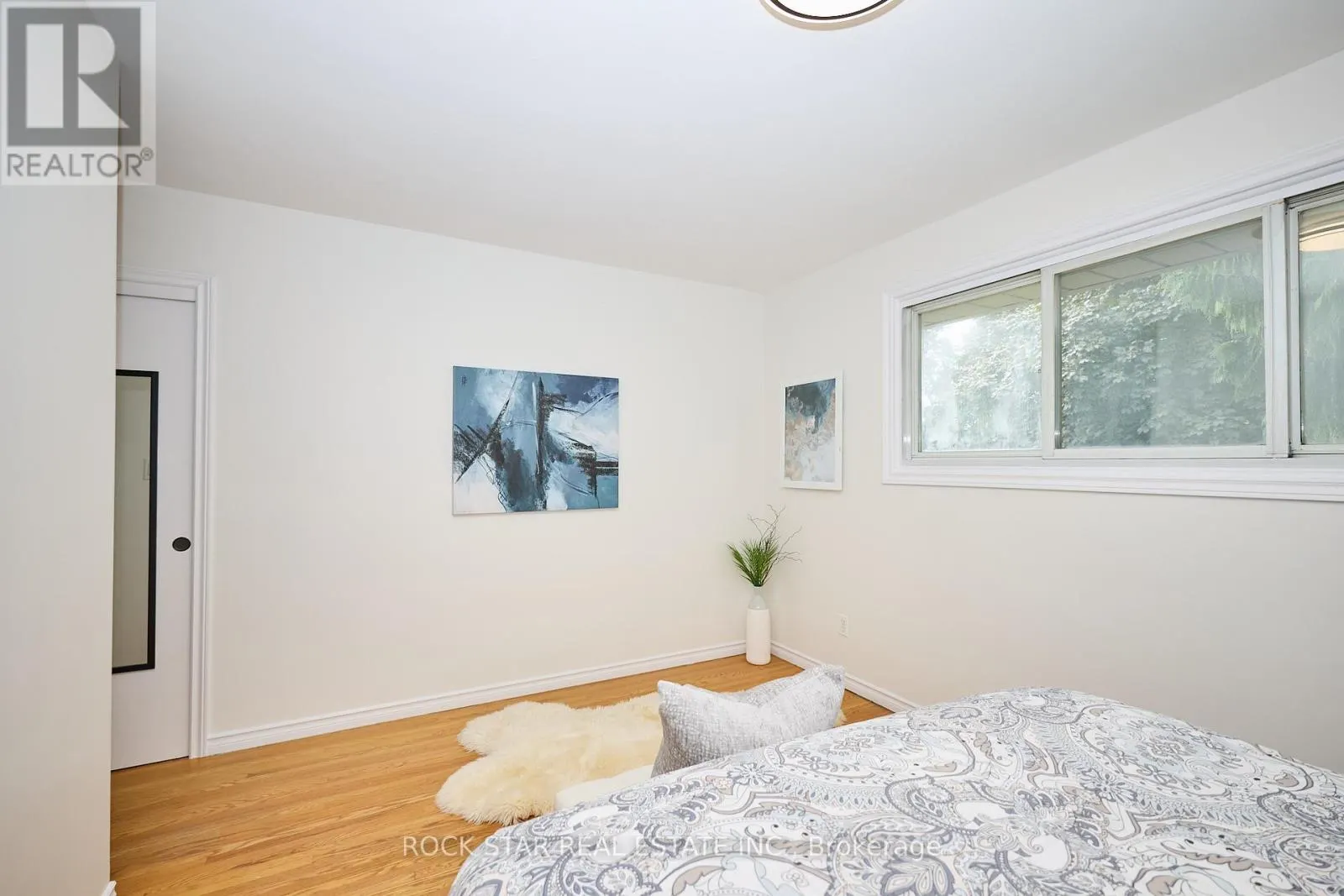 7 JOANNA DRIVE
