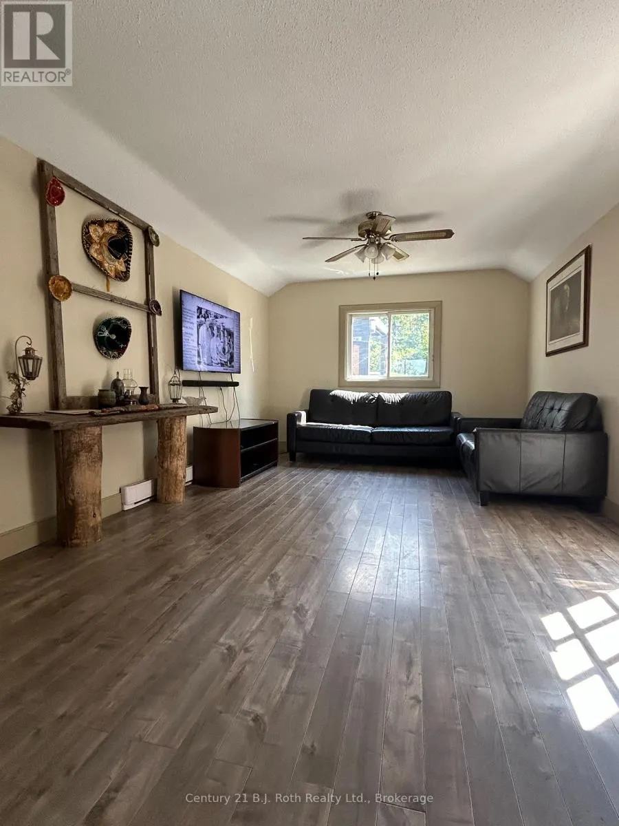 234 LAKE DALRYMPLE ROAD