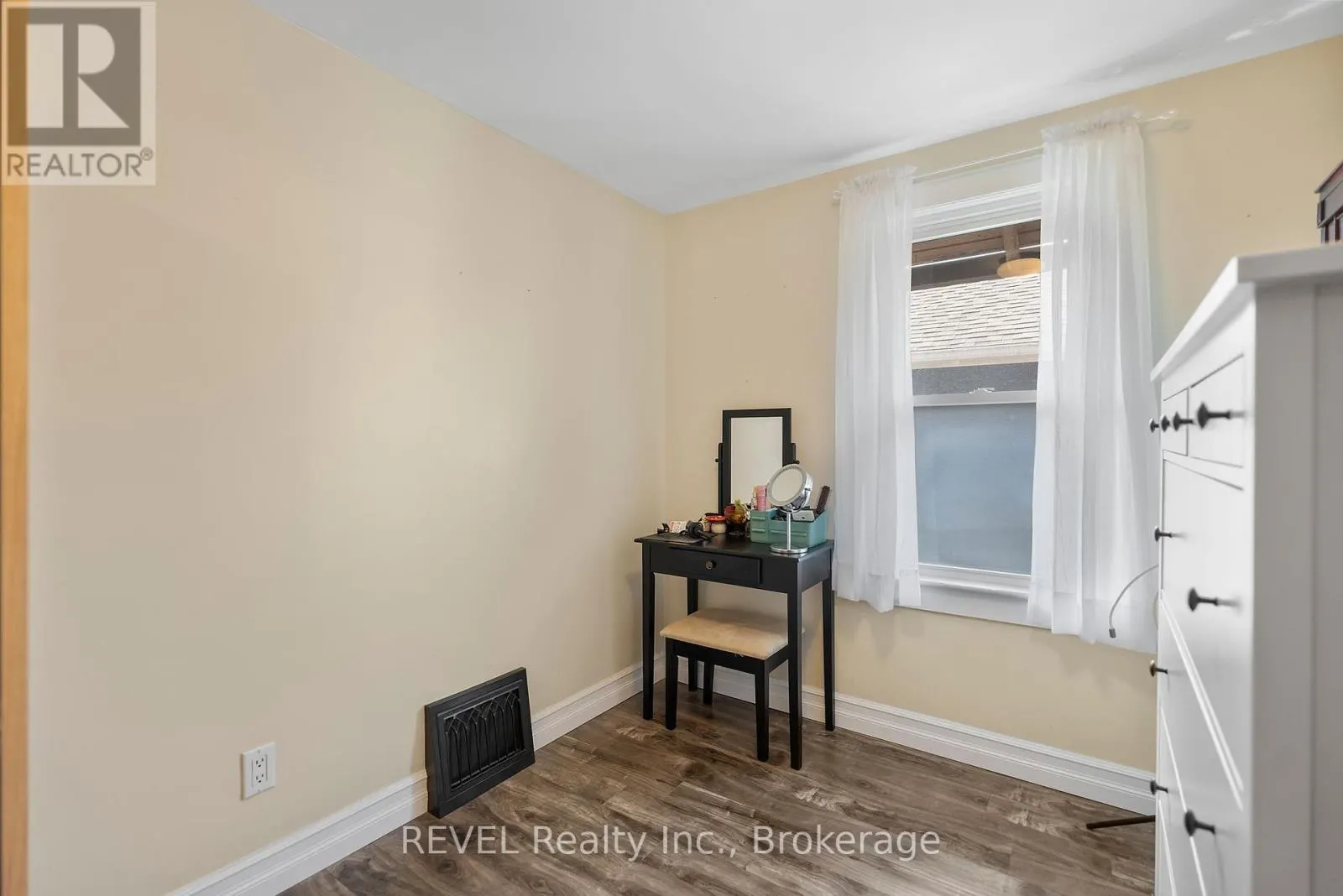 103 WILTON AVENUE