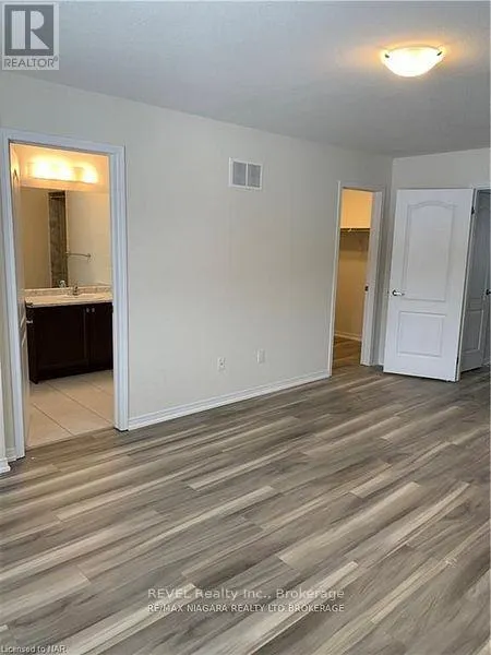 7717 DOCKWEED DRIVE