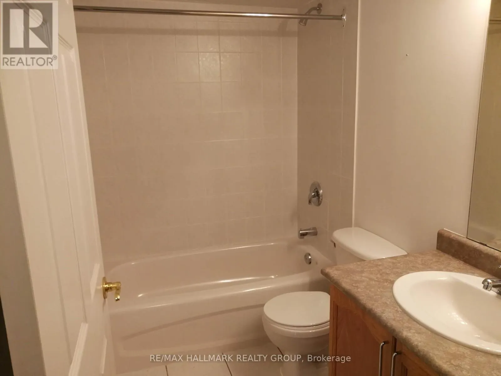 413 - 429 SOMERSET STREET W