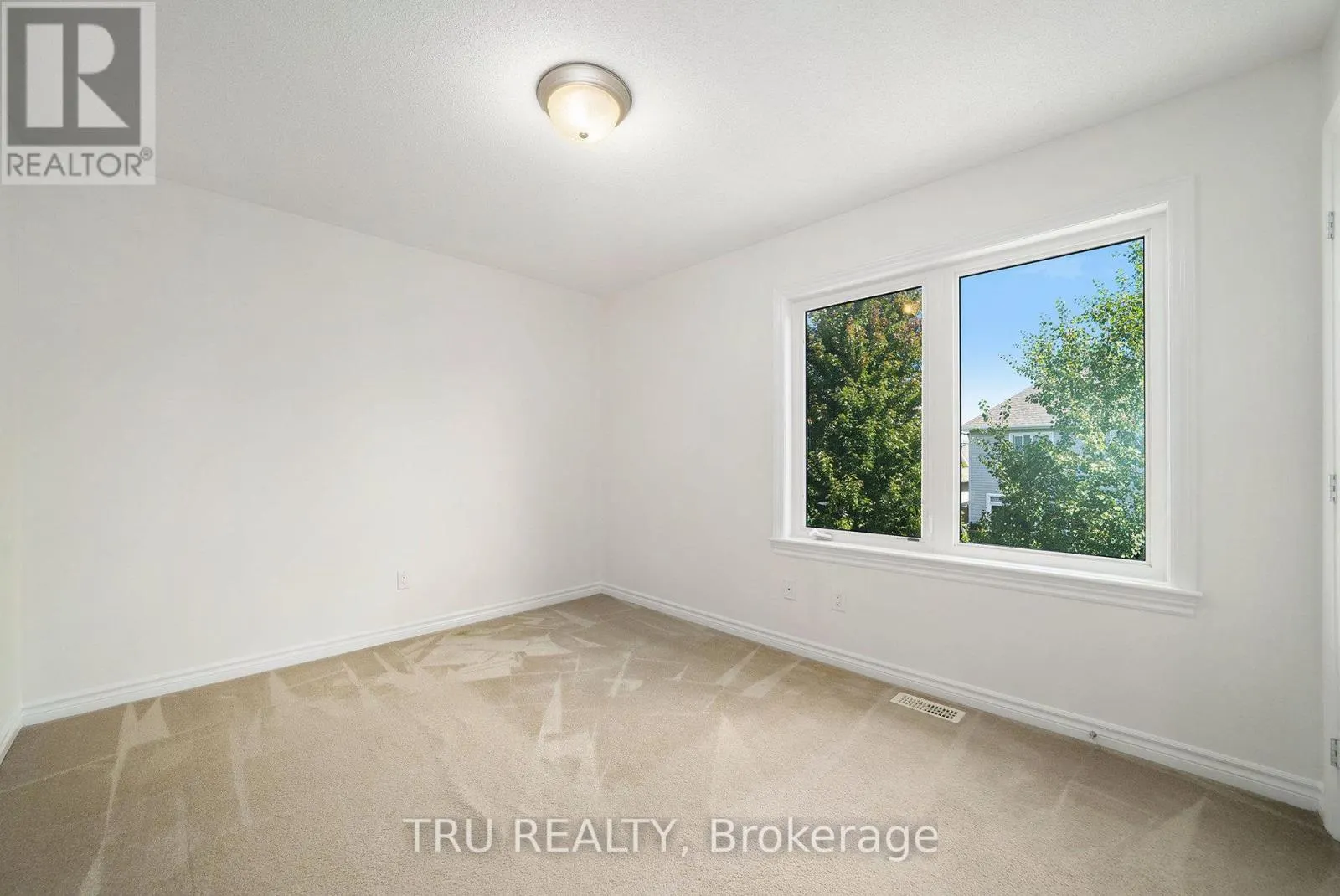 536 GOLDEN SEDGE WAY