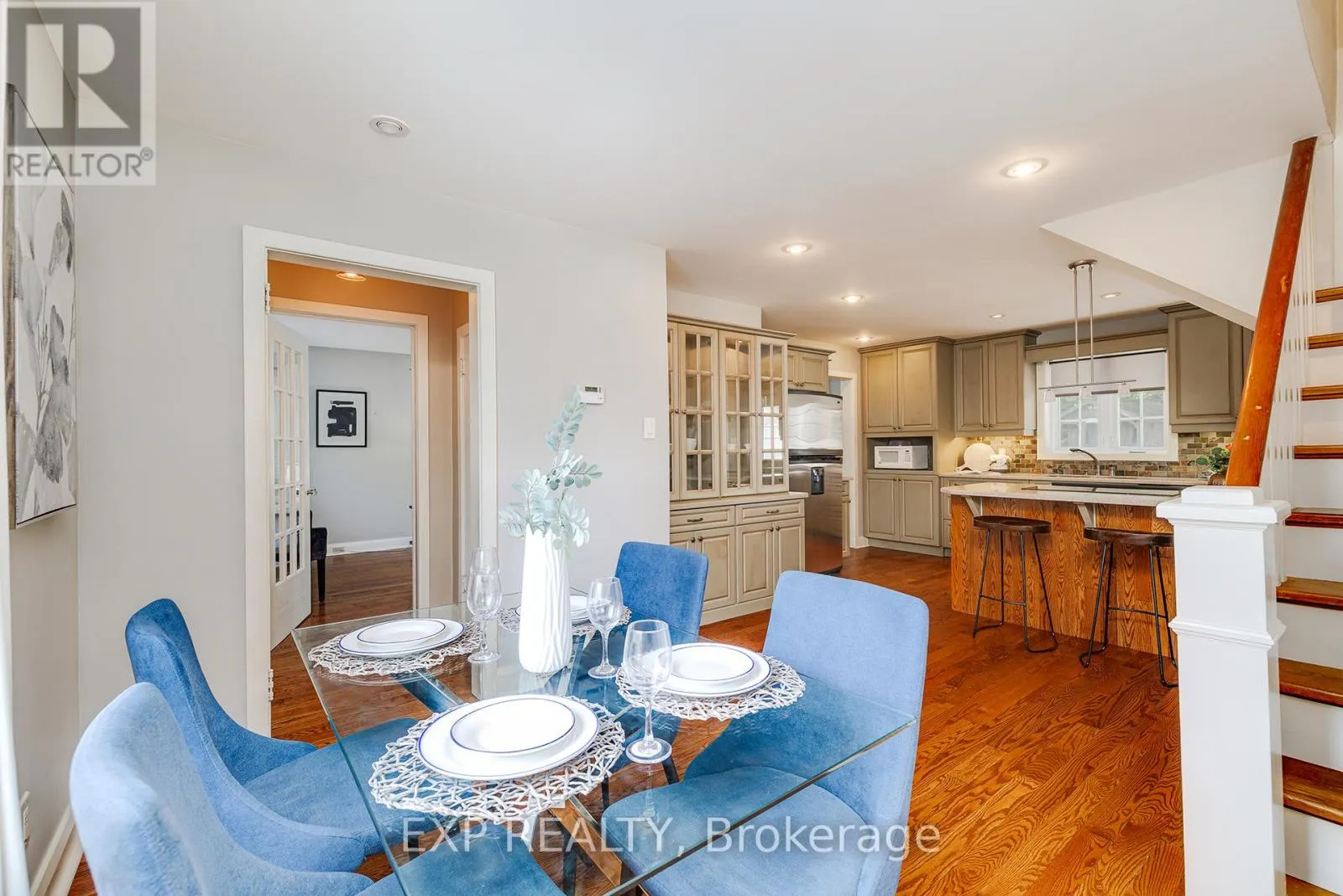 46 SYDENHAM STREET S