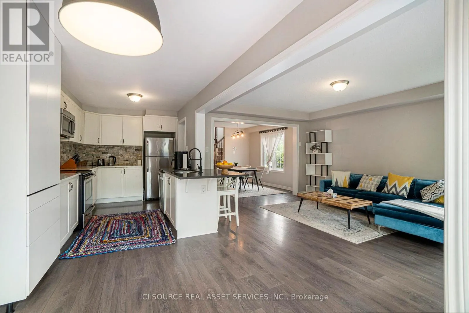 748 MAYFLY CRESCENT