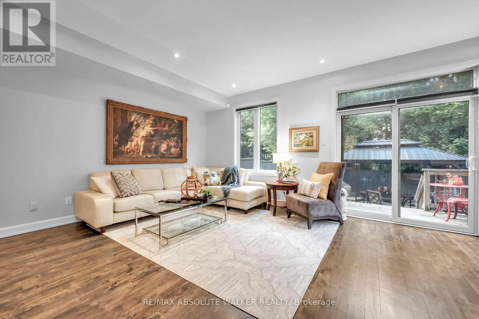 502 MOODIE DRIVE