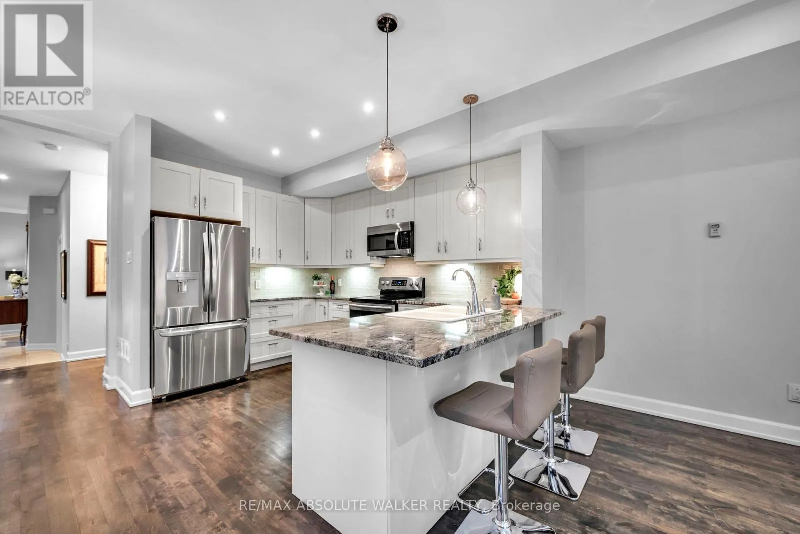 502 MOODIE DRIVE