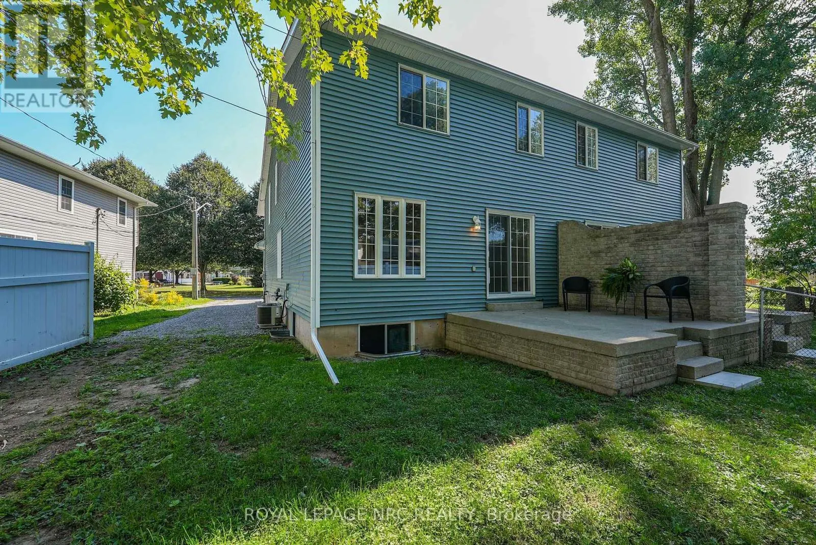 58 QUEENS CIRCLE