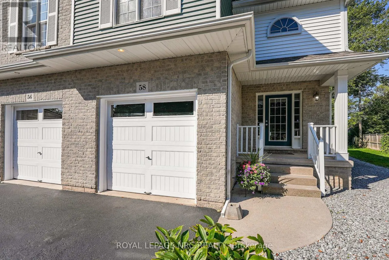 58 QUEENS CIRCLE