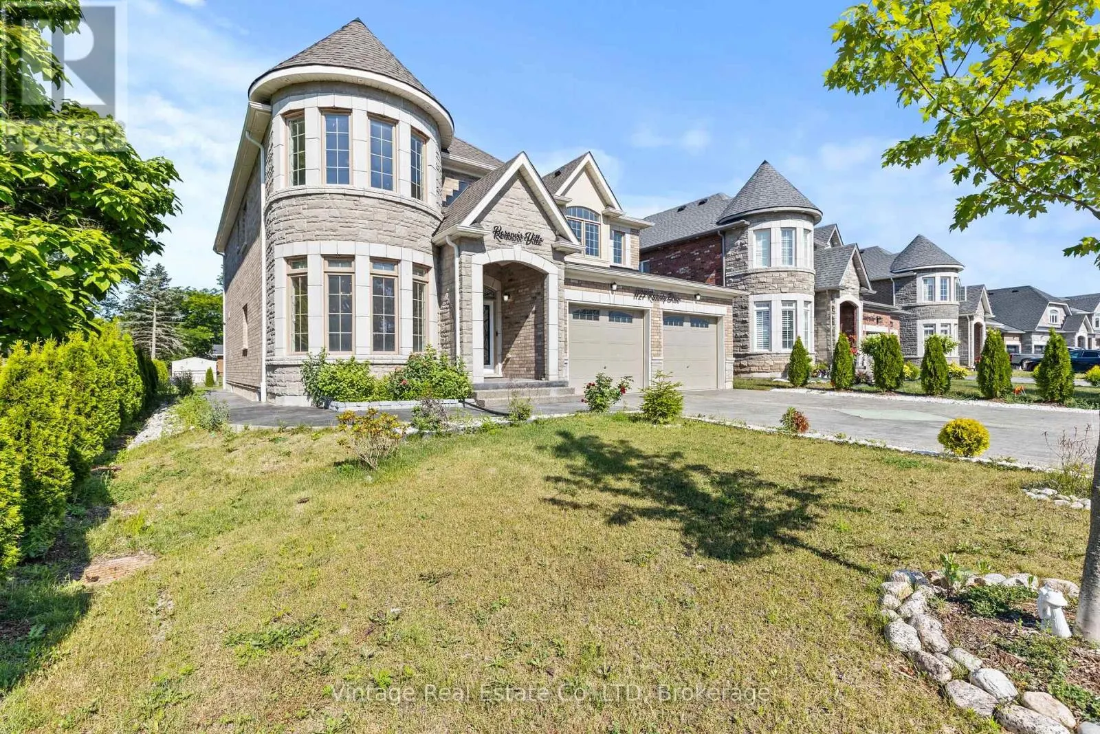 1127 KENNEDY DRIVE