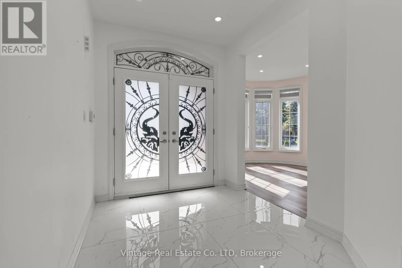 1127 KENNEDY DRIVE