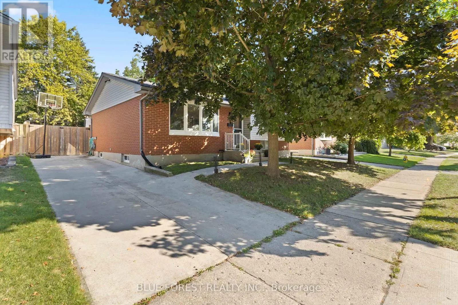 346 BLACKACRES BOULEVARD