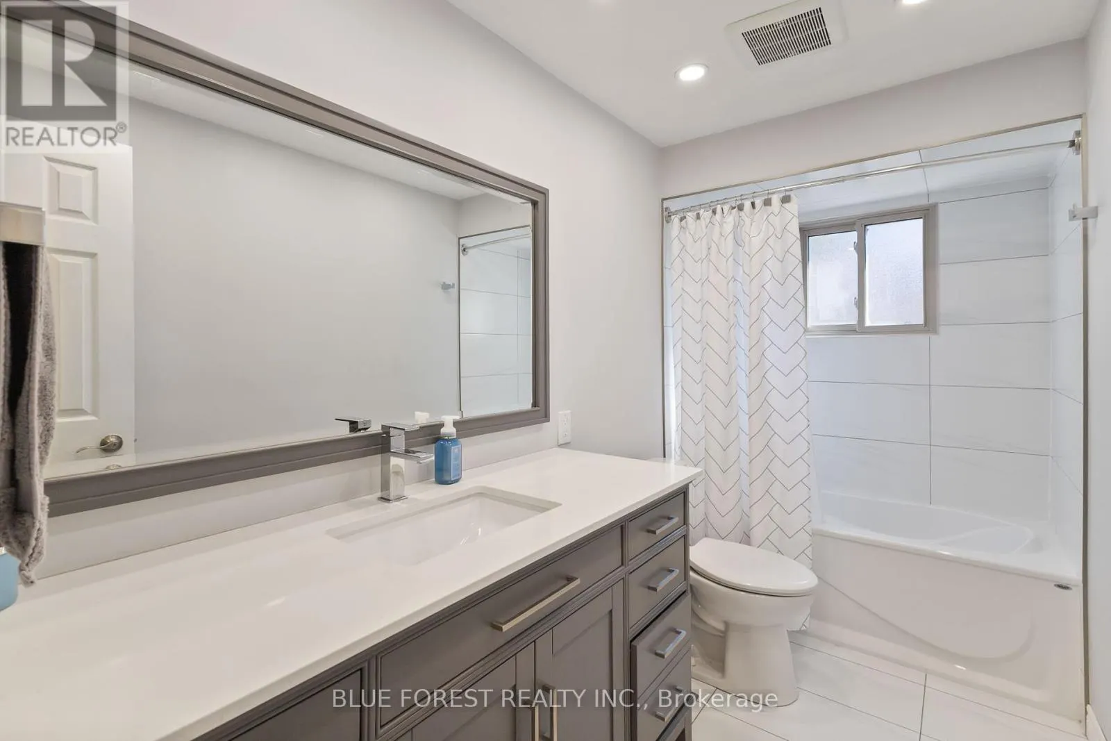 346 BLACKACRES BOULEVARD