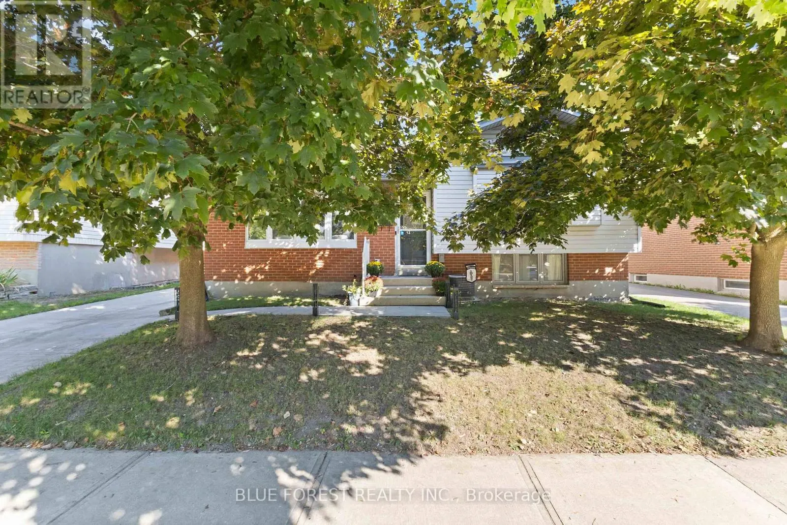 346 BLACKACRES BOULEVARD