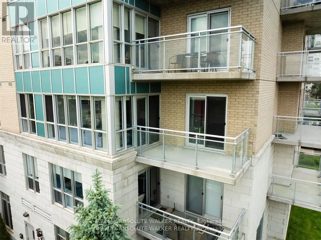 307 - 90 LANDRY STREET