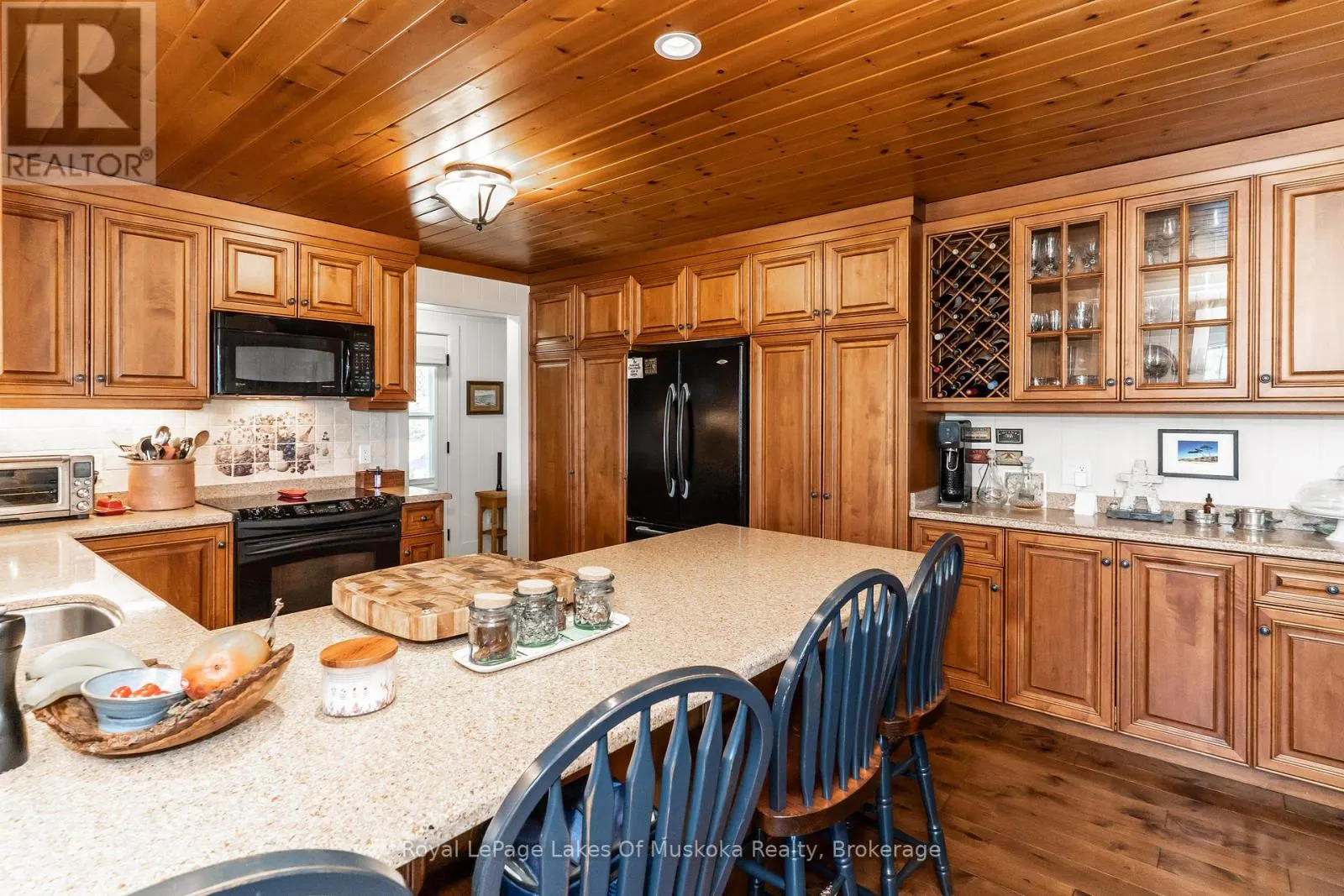 4 - 1027 OLD BRIDGE ROAD, #4