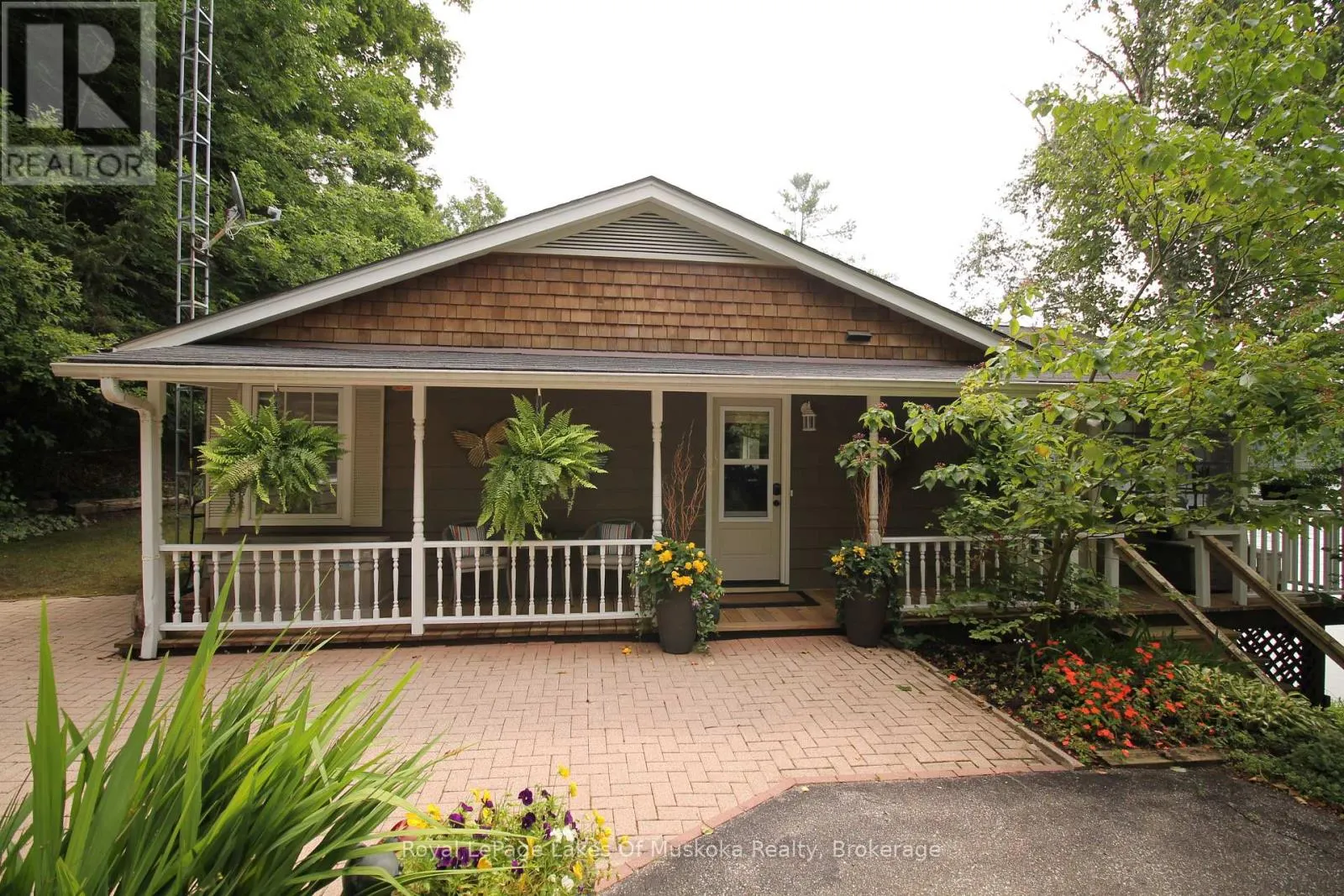 4 - 1027 OLD BRIDGE ROAD, #4